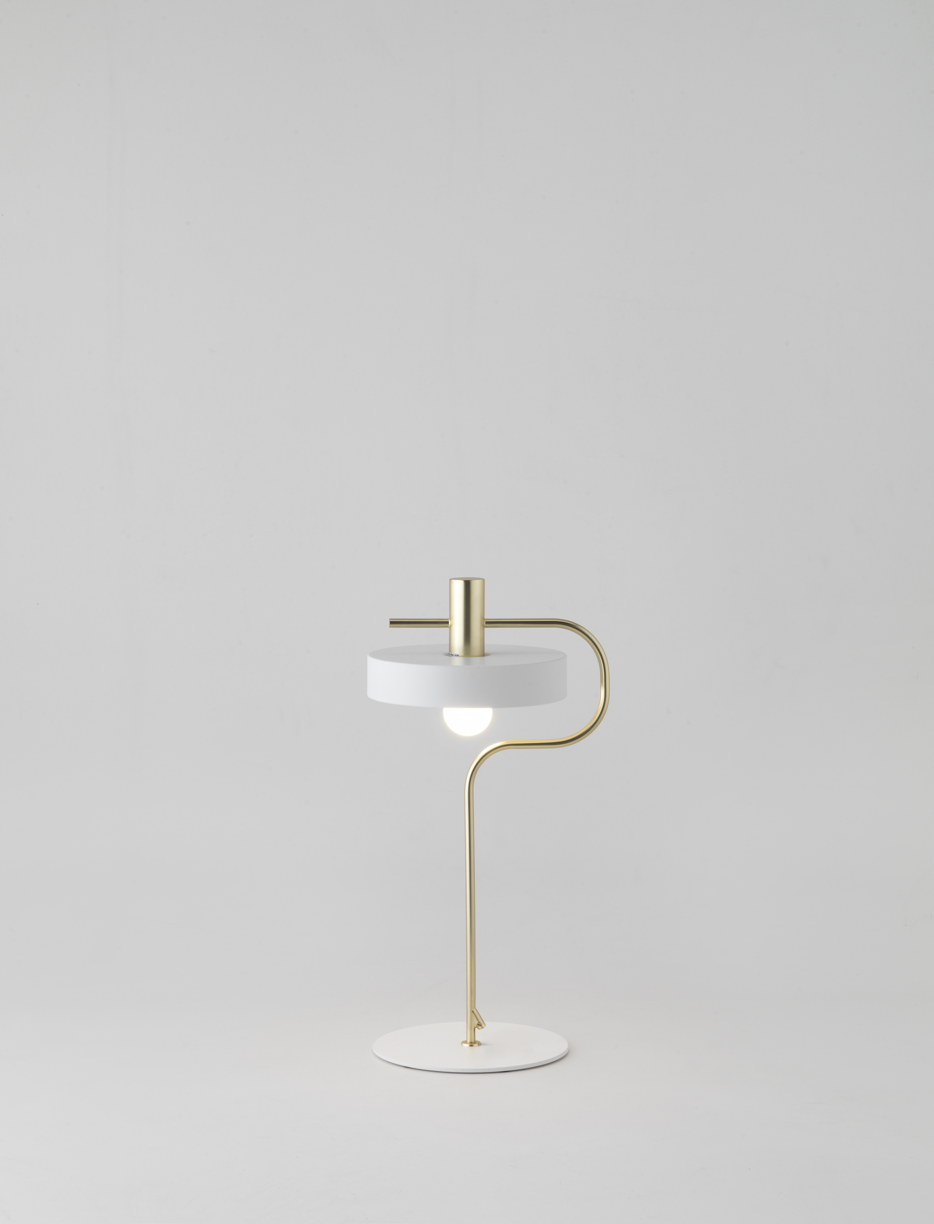 Aromas ALOA mesa dourado