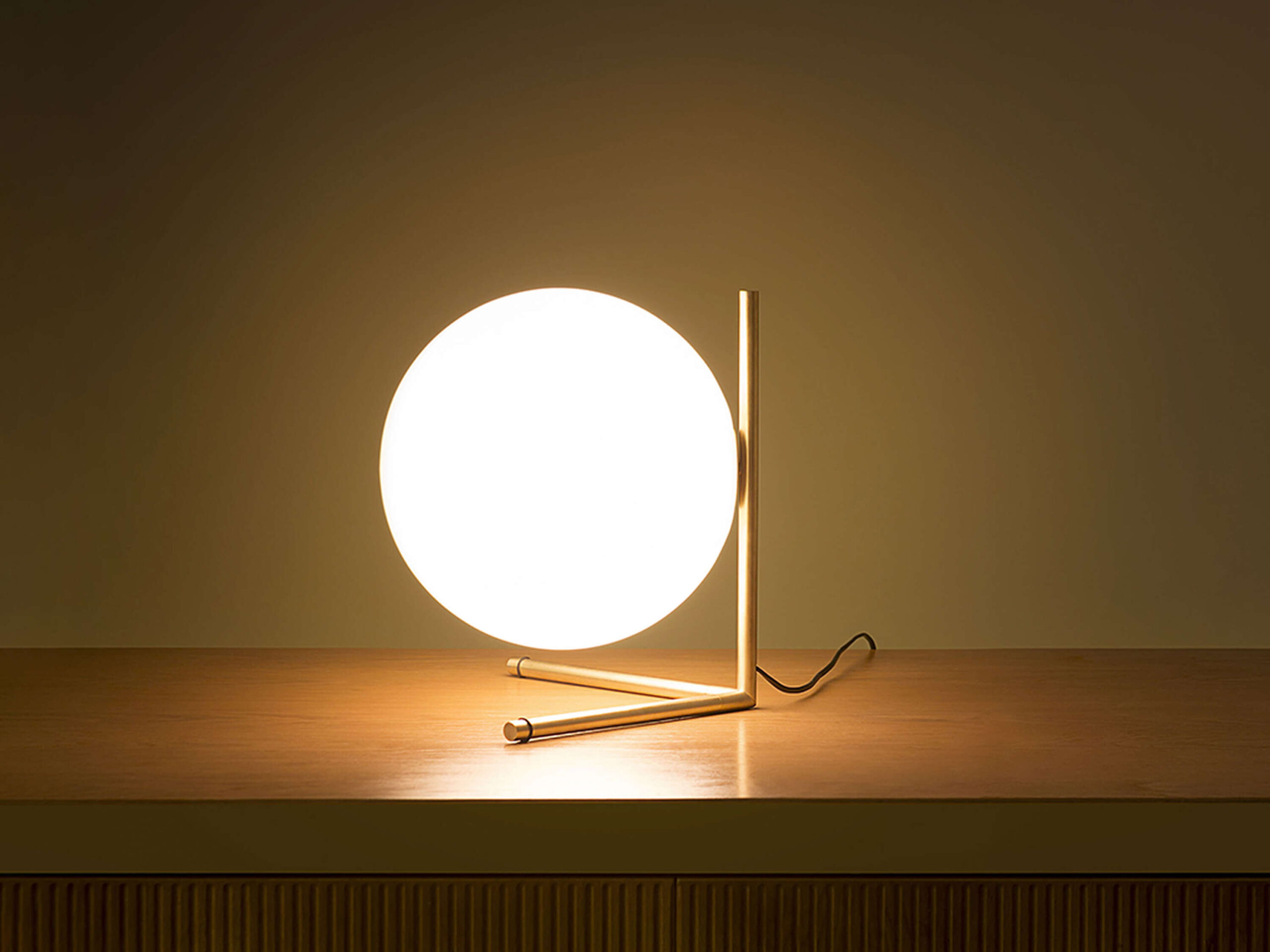FLOS IC LightsT2 - Image 2