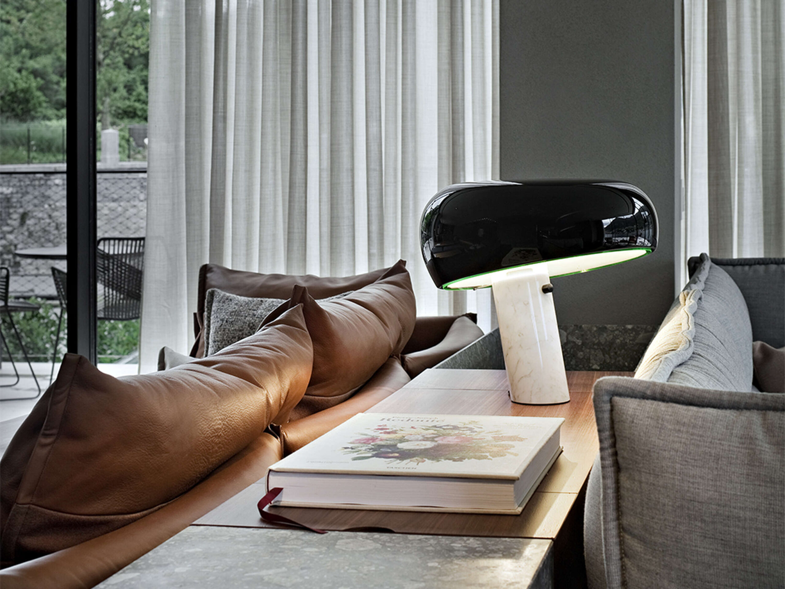 Flos SNOOPY Mesa - Image 2